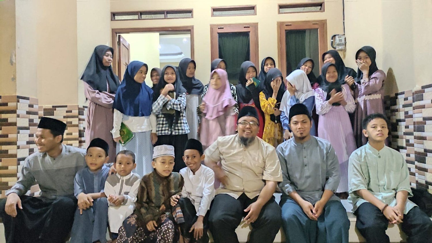 Kegiatan bersama keluarga besar RPBU